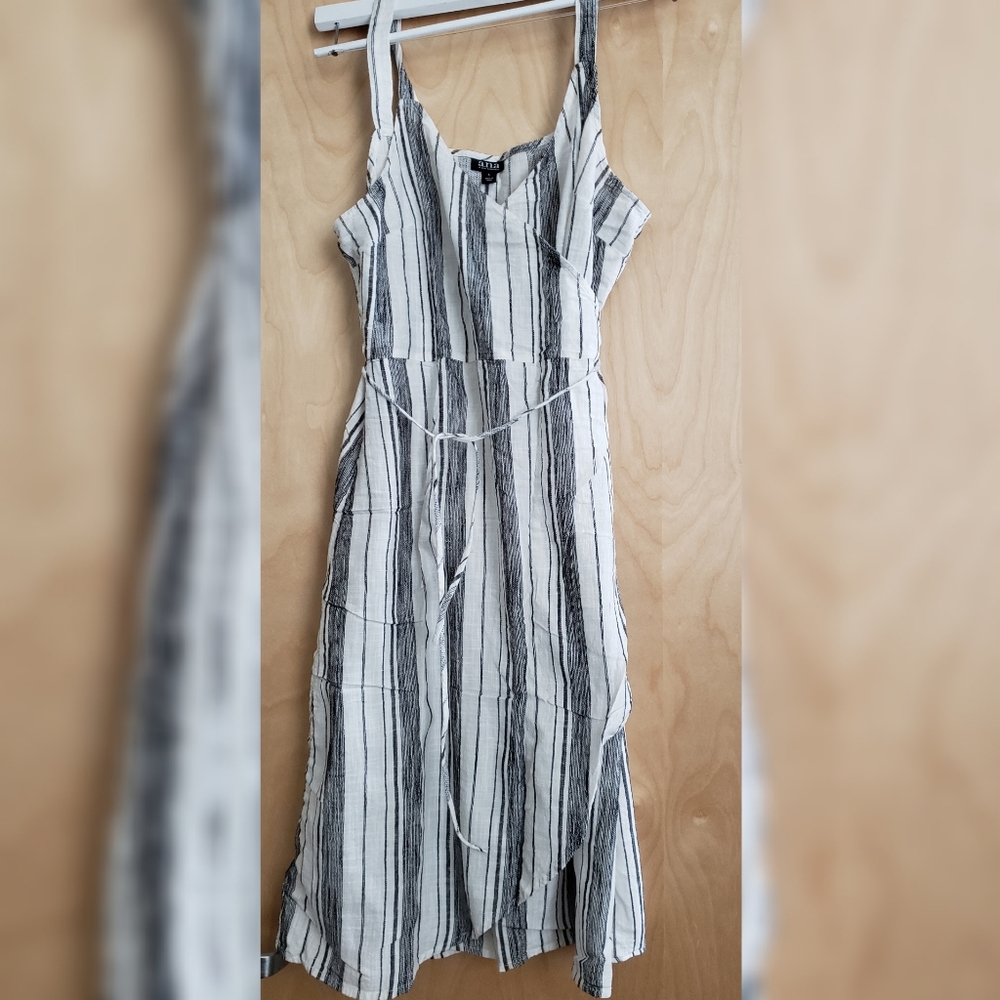 a.n.a Sleeveless Wrap dress